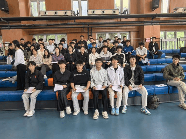 833体育安全通道图片